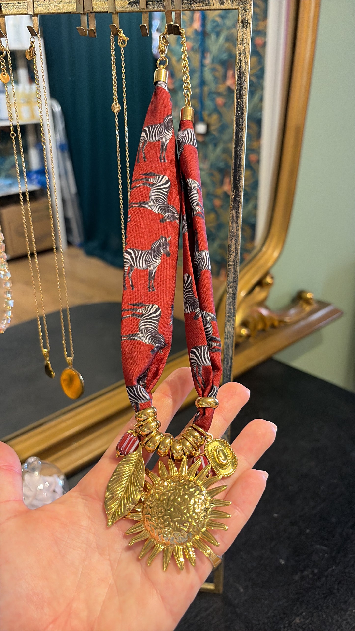 Collana soleil